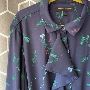 Banana Republic flower navy botton down shirt dress work business